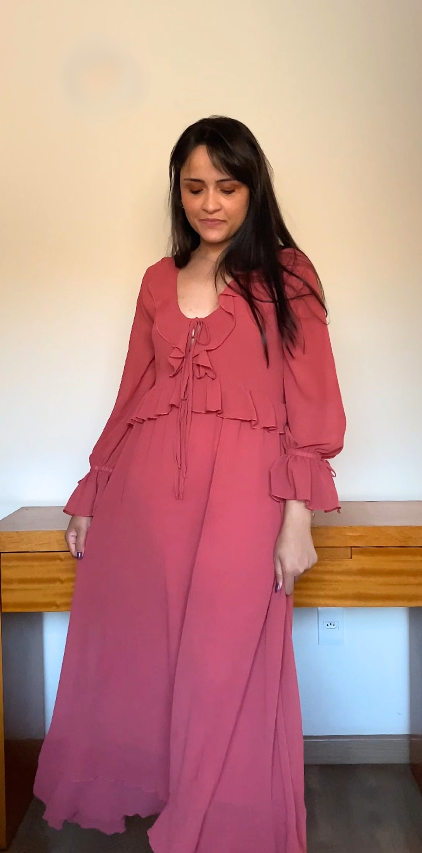 Vestido Rosé Longo com Babados e Amarração