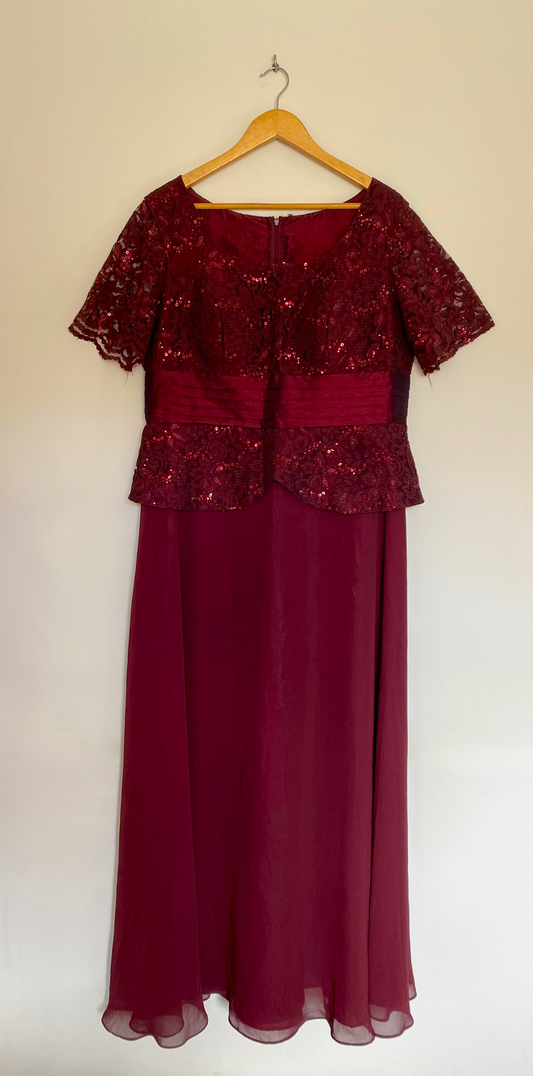 Vestido Longo Bordô com Renda e Paetês