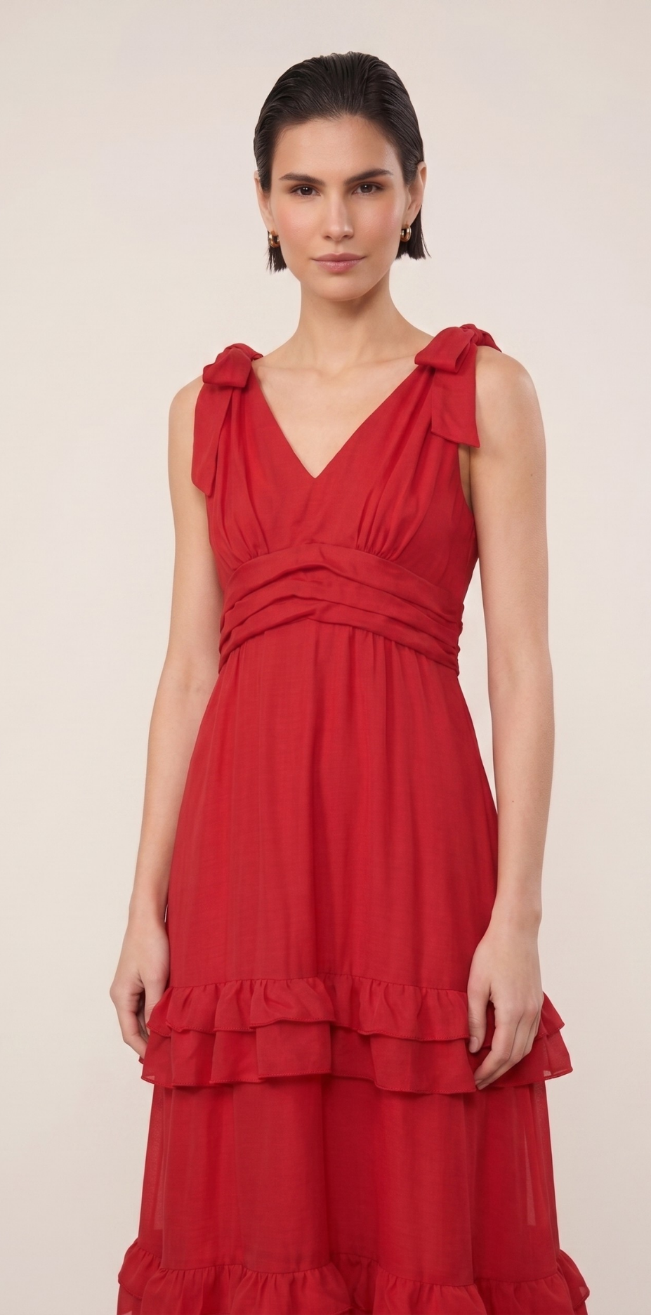 Vestido Vermelho Comprido em Camadas