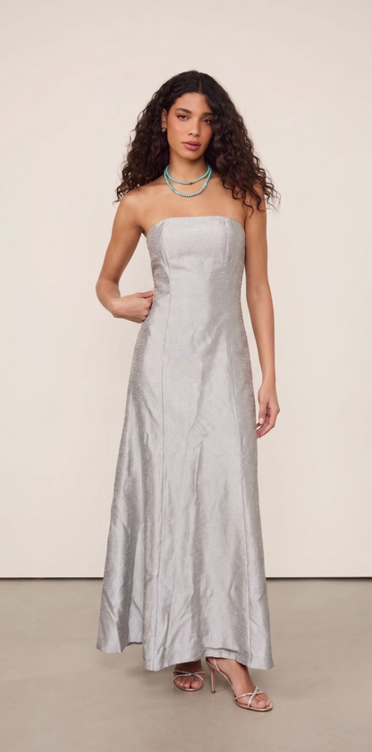 Vestido Prata Tomara que Caia com Echarpe em Shiffon