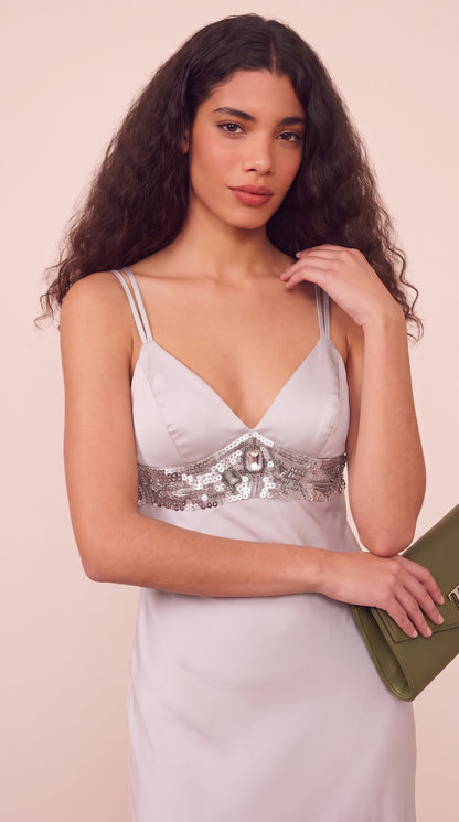 Vestido longo prata de detalhes bordados