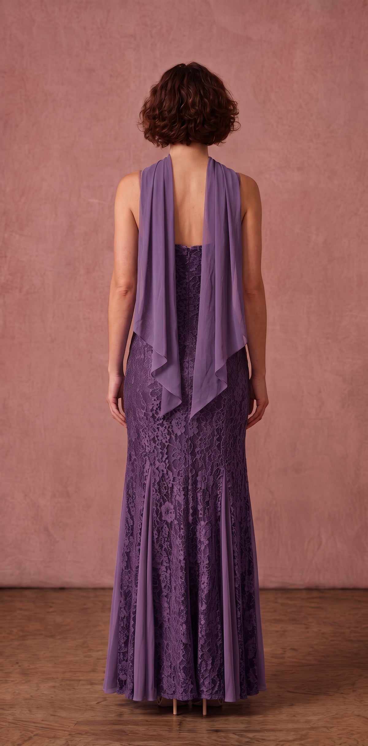 Vestido longo roxo de renda com neck scarf