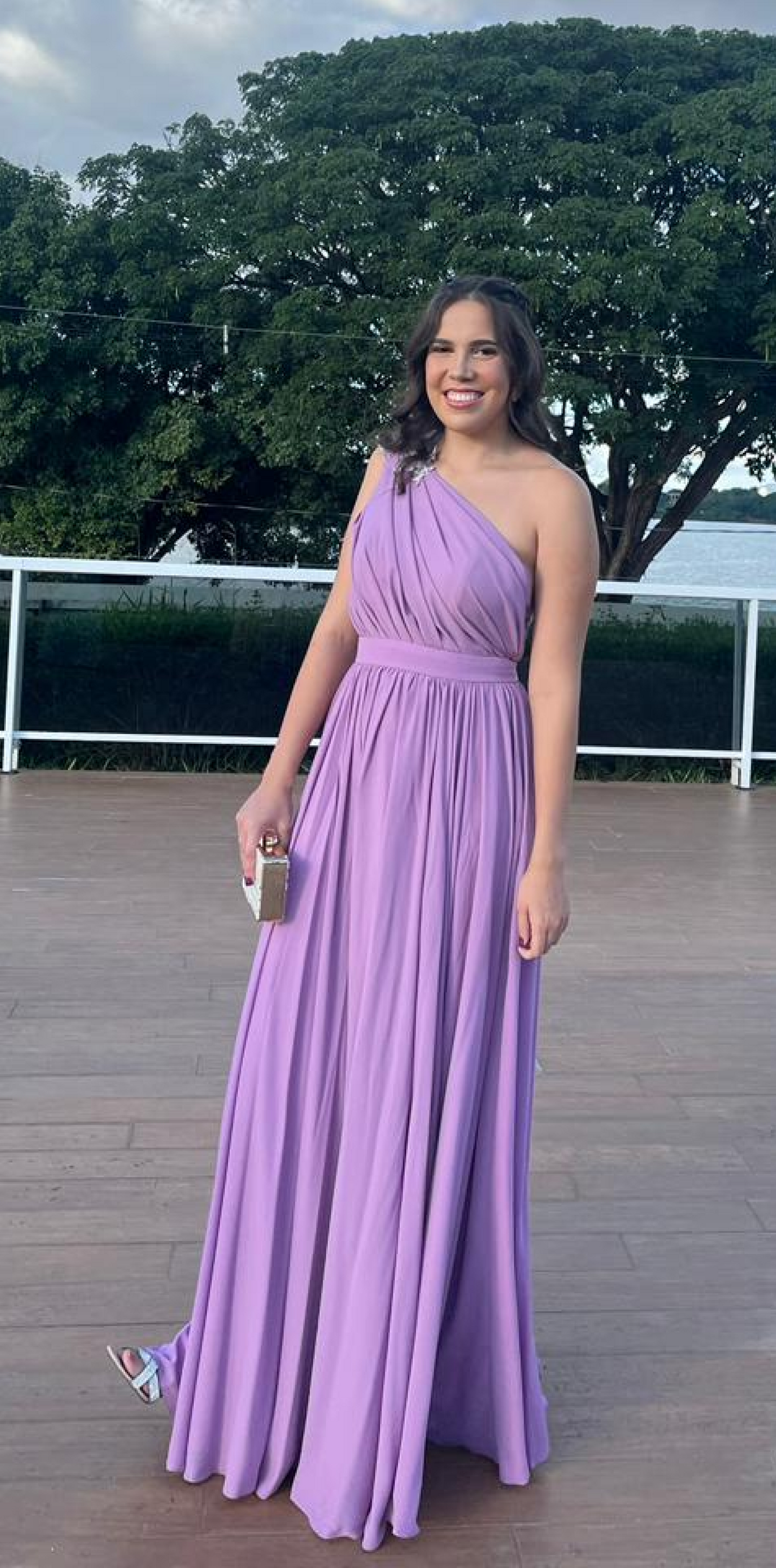 Vestido lavanda de ombro único