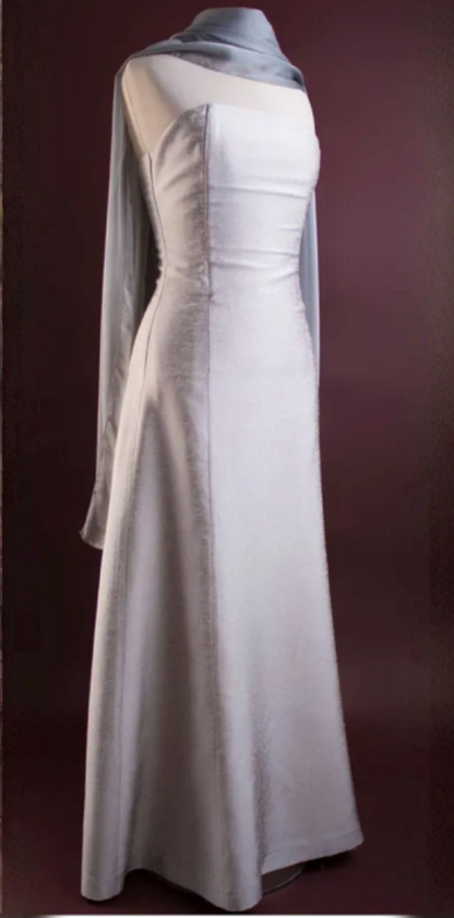 Vestido Prata Tomara que Caia com Echarpe em Shiffon