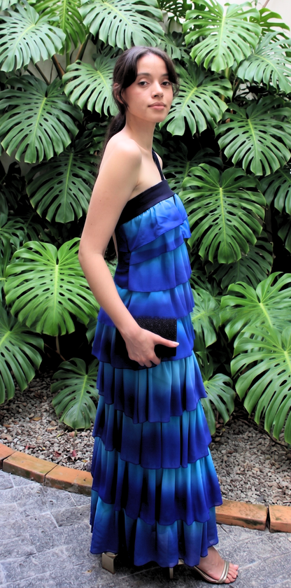 Vestido Azul de Babados