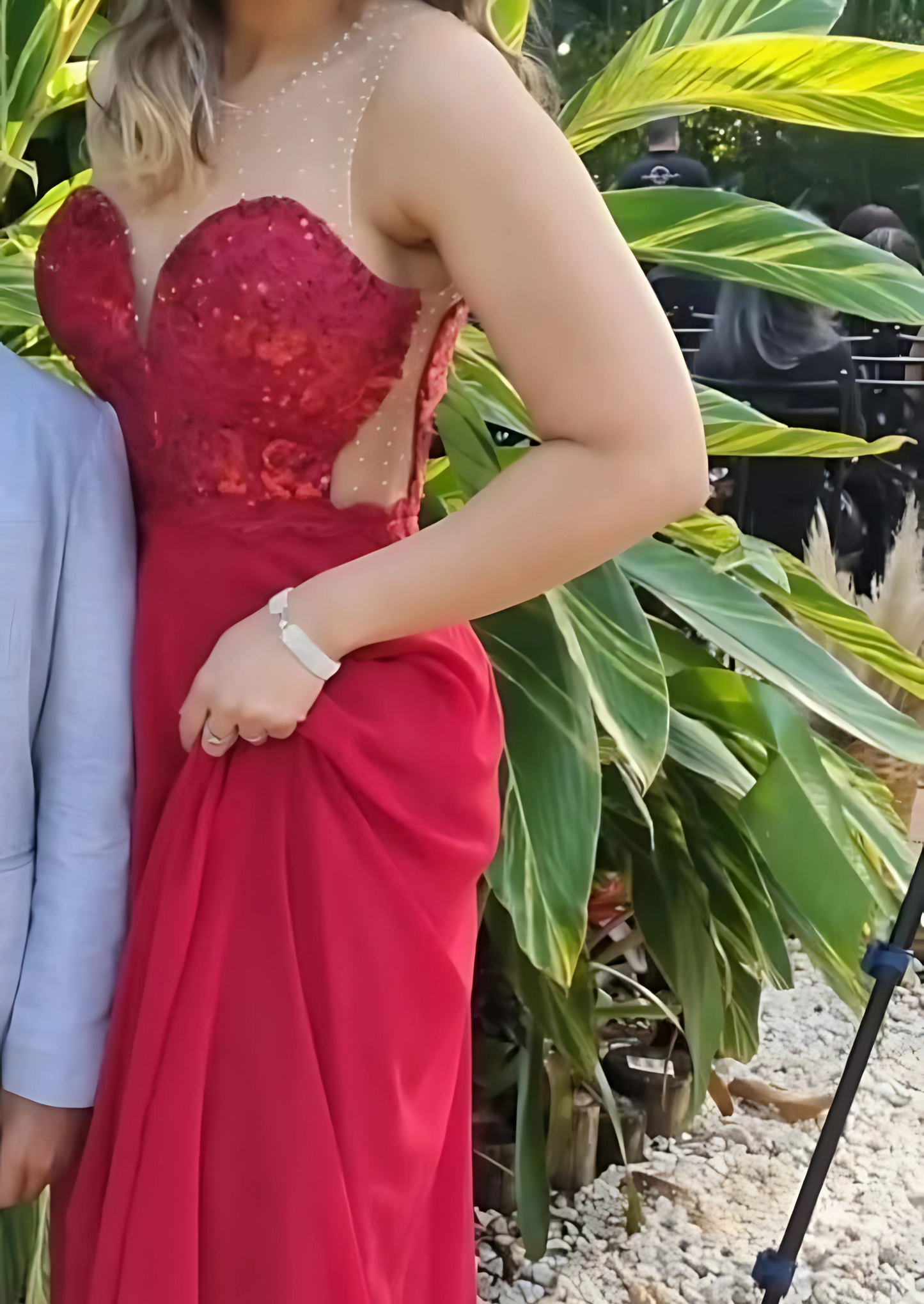 Vestido luxo vermelho bordo